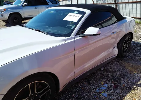 2020 Ford Mustang Ecoboost Premium из США, поврежденный, VIN 1FATP8UH3L5118855